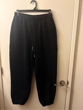 Men's Black Elastic Cuff Jogger Sweatpants - Casual Everyday Comfort